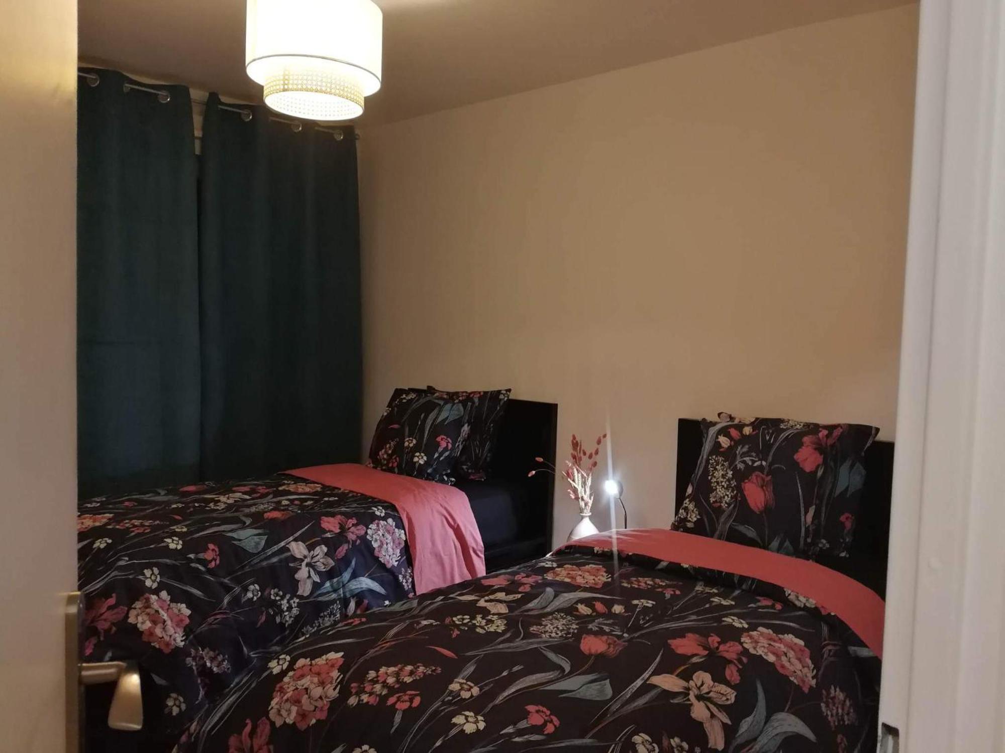 Bel Appartement Familial Cenon Luaran gambar